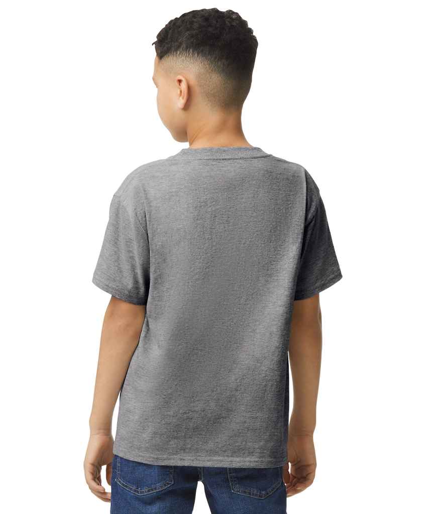 Gildan GD01B Graphite Heather Model - Ready to be Printed by Custard Workwear - Cheap Personalised and Customised Workwear in Nottinghamshire, Derbyshire and Leicestershire