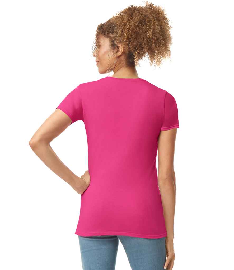 Gildan GD72 Heliconia Model - Ready to be Printed by Custard Workwear - Cheap Personalised and Customised Workwear in Nottinghamshire, Derbyshire and Leicestershire