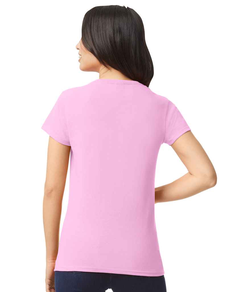 Gildan GD95 Light Pink Model - Ready to be Embroidered and Printed by Custard Workwear - Cheap Personalised and Customised Workwear in Nottinghamshire, Derbyshire and Leicestershire