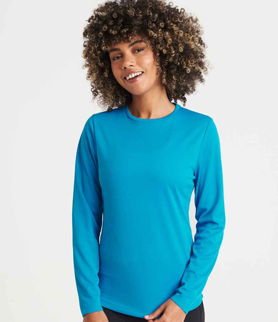 Just Cool JC012 Sapphire Blue Model - Ready to be Printed by Custard Workwear - Cheap Personalised and Customised Workwear in Nottinghamshire, Derbyshire and Leicestershire