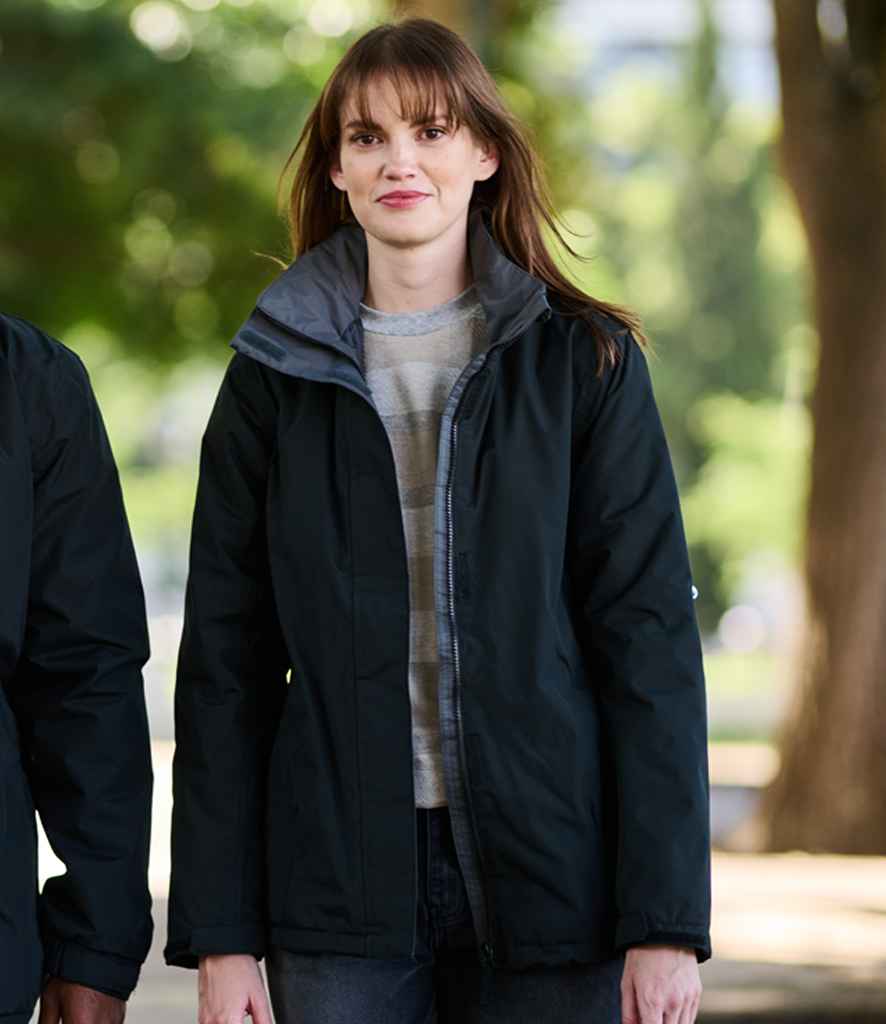 Regatta Professional RG052 Black/Seal Grey Model - Jacket Ready to be Embroidered and Printed by Custard Workwear - Cheap Personalised and Customised Workwear in Nottinghamshire, Derbyshire and Leicestershire