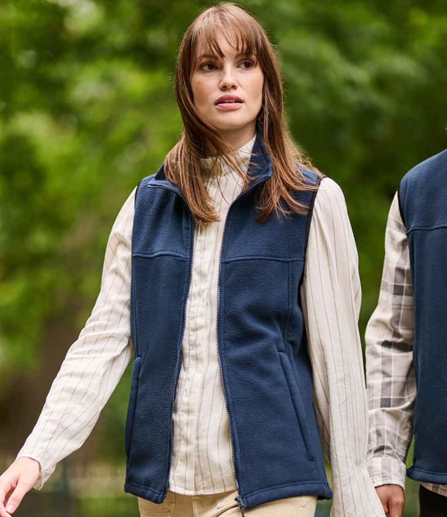 Regatta Professional RG184 Dark Navy Model - Bodywarmer Ready to be Embroidered by Custard Workwear - Cheap Personalised and Customised Workwear in Nottinghamshire, Derbyshire and Leicestershire