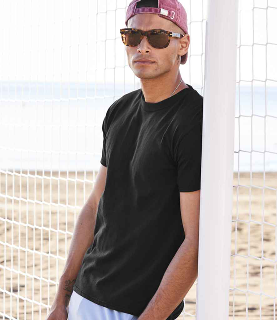 Fruit of the Loom SS620 Black Model - Ready to be Embroidered and Printed by Custard Workwear - Cheap Personalised and Customised Workwear in Nottinghamshire, Derbyshire and Leicestershire