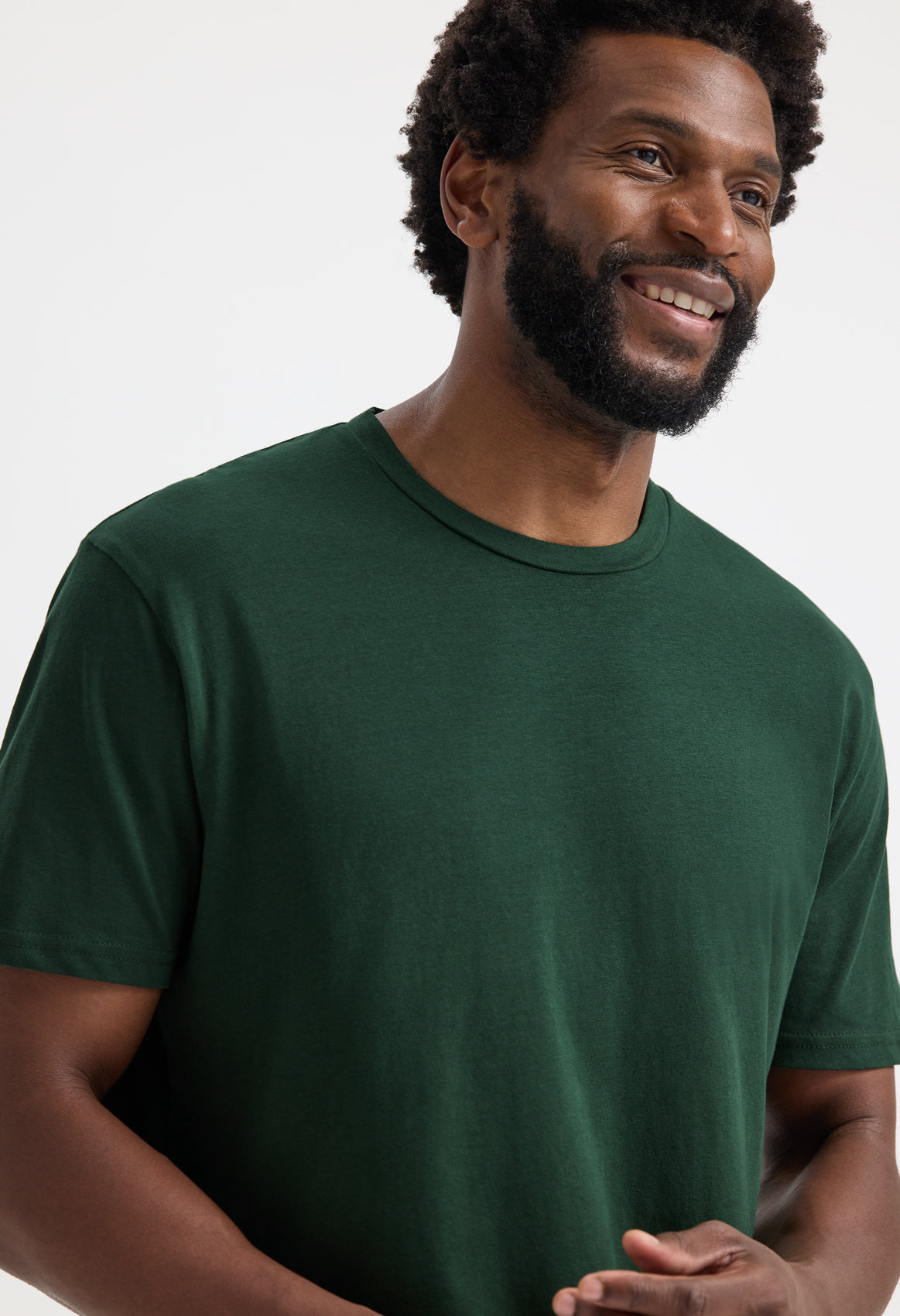 Uneek UC320 - T-Shirt Ready to be Printed by Custard Workwear - Cheap Personalised and Customised Workwear in Nottinghamshire, Derbyshire and Leicestershire