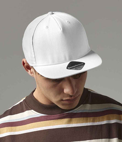 Beechfield BB610 White Model -  Ready to be Printed by Custard Workwear - Cheap Personalised and Customised Workwear in Nottinghamshire, Derbyshire and Leicestershire