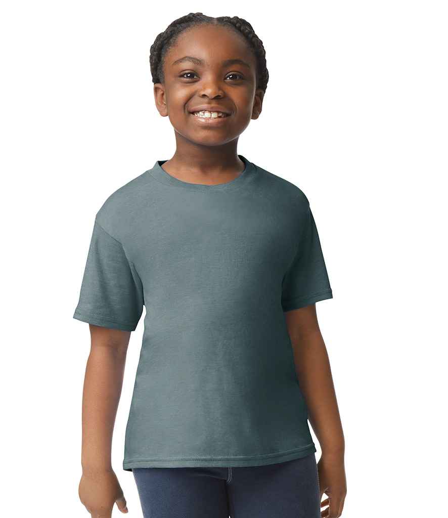 Gildan GD01B Dark Heather Model -  Ready to be Printed by Custard Workwear - Cheap Personalised and Customised Workwear in Nottinghamshire, Derbyshire and Leicestershire