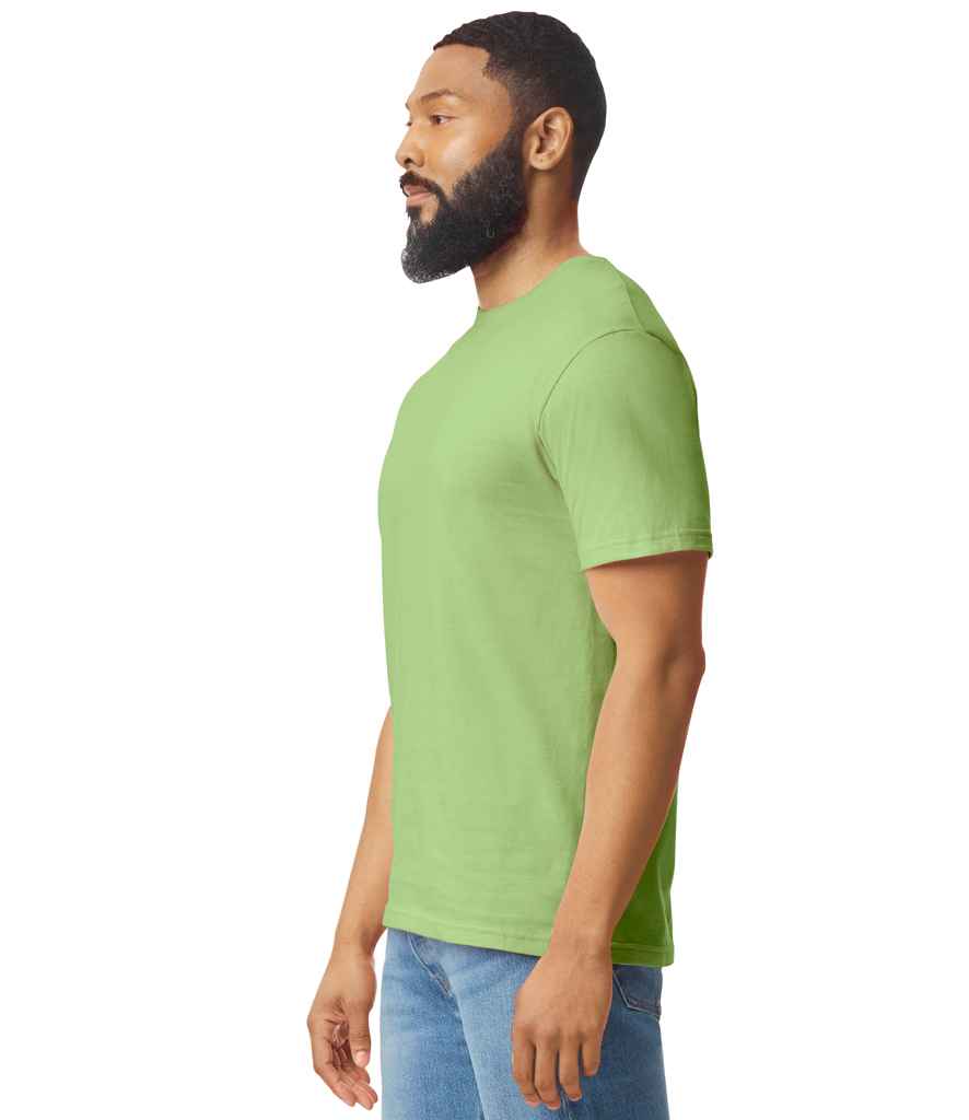 Gildan GD01 Kiwi Model -  Ready to be Printed by Custard Workwear - Cheap Personalised and Customised Workwear in Nottinghamshire, Derbyshire and Leicestershire