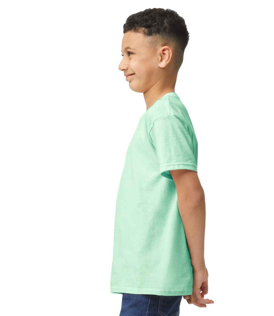 Gildan GD05B Mint Model -  Ready to be Embroidered and Printed by Custard Workwear - Cheap Personalised and Customised Workwear in Nottinghamshire, Derbyshire and Leicestershire