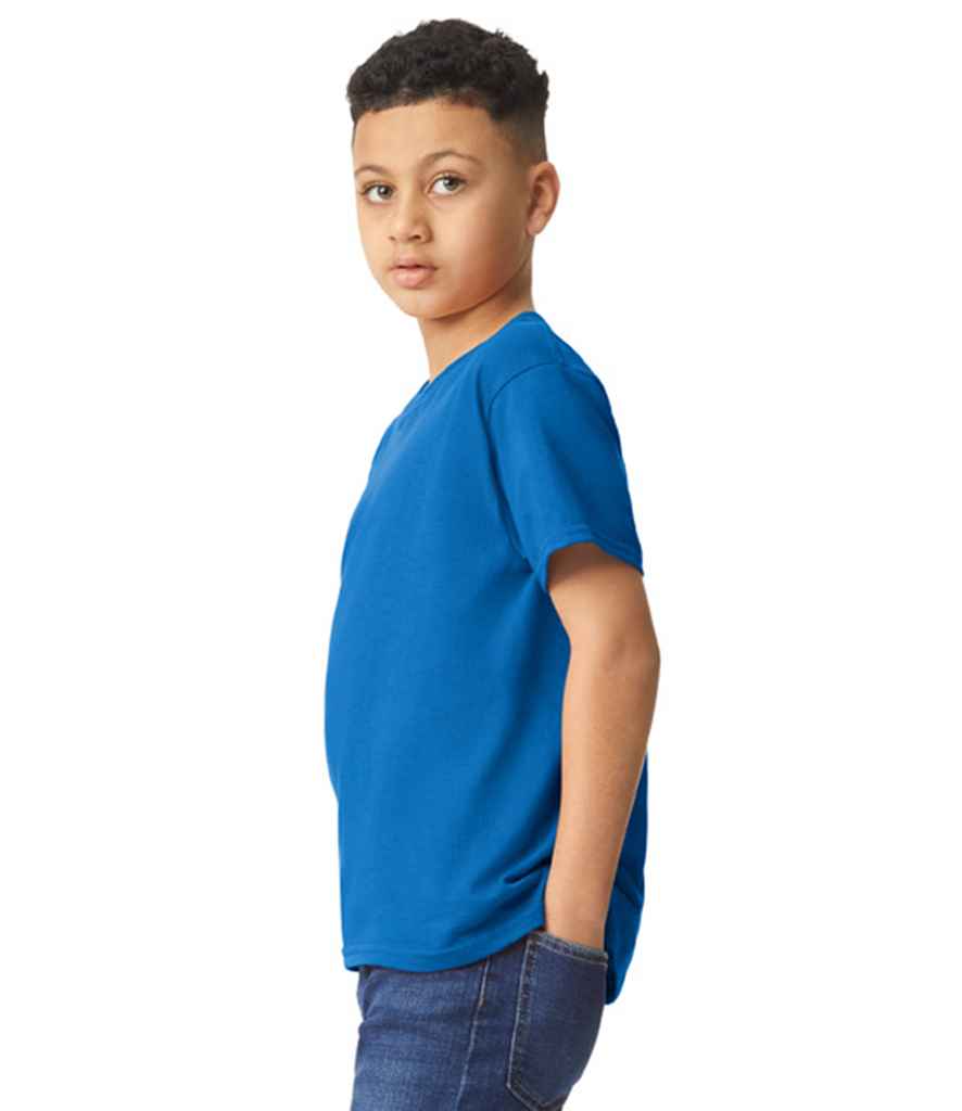 Gildan GD05B Royal Blue Model -  Ready to be Embroidered and Printed by Custard Workwear - Cheap Personalised and Customised Workwear in Nottinghamshire, Derbyshire and Leicestershire