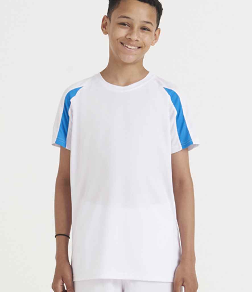Just Cool JC003B Arctic White/Sapphire Blue Model -  Ready to be Printed by Custard Workwear - Cheap Personalised and Customised Workwear in Nottinghamshire, Derbyshire and Leicestershire