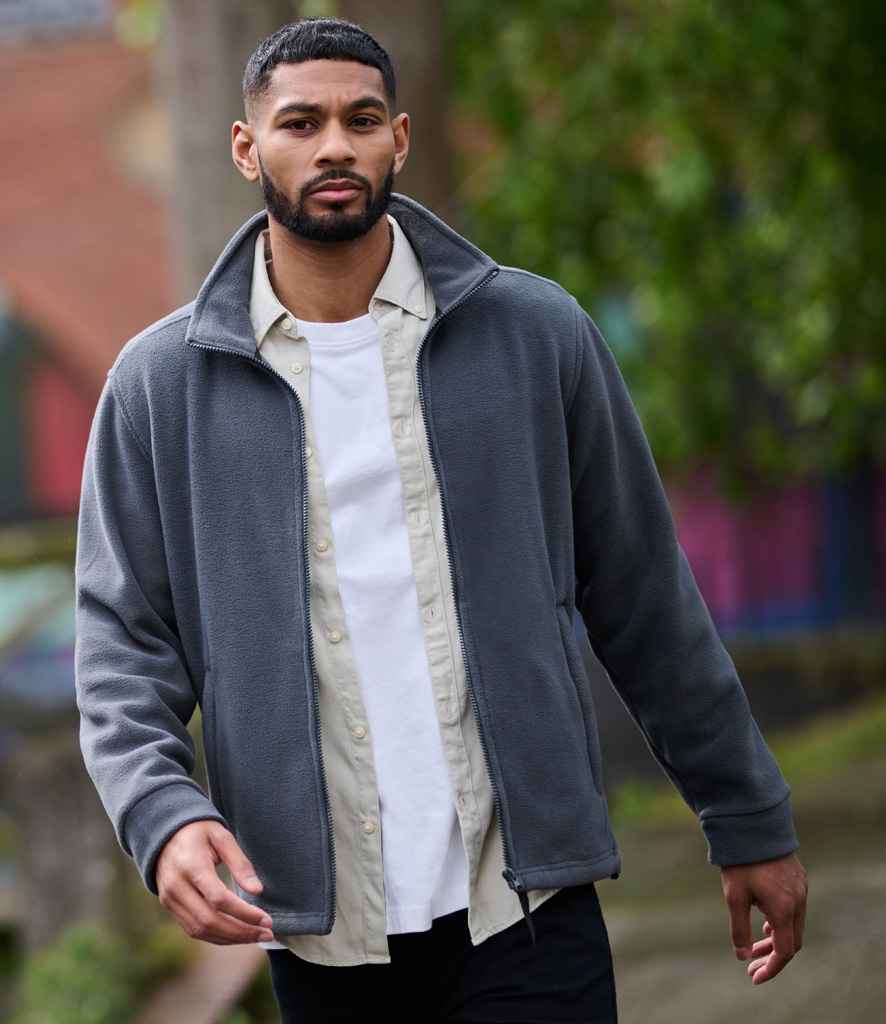 Regatta Professional RG142 Seal Grey Model - Fleece Ready to be Embroidered by Custard Workwear - Cheap Personalised and Customised Workwear in Nottinghamshire, Derbyshire and Leicestershire