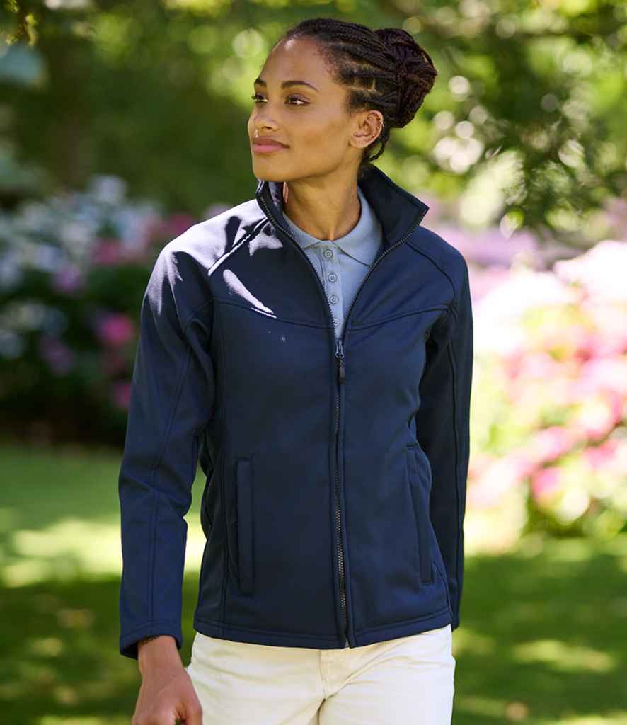 Regatta Professional RG151 Navy Model - Soft Shell Ready to be Embroidered and Printed by Custard Workwear - Cheap Personalised and Customised Workwear in Nottinghamshire, Derbyshire and Leicestershire
