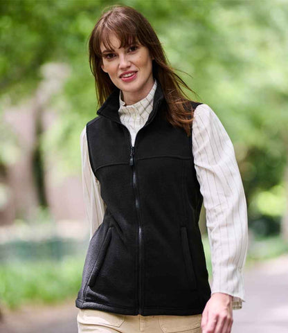 Regatta Professional RG184 Black Model - Bodywarmer Ready to be Embroidered by Custard Workwear - Cheap Personalised and Customised Workwear in Nottinghamshire, Derbyshire and Leicestershire