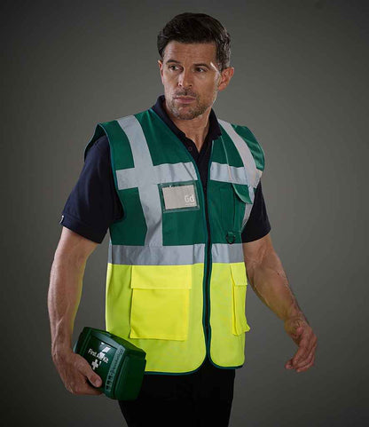 Yoko YK103 Paramedic Green/Yellow Model -  Ready to be Printed by Custard Workwear - Cheap Personalised and Customised Workwear in Nottinghamshire, Derbyshire and Leicestershire